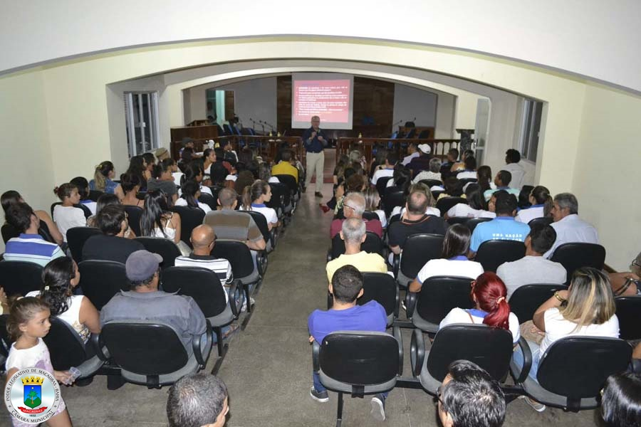Palestra com o tema “Saúde Mental e Sociedade” lota plenário da Câmara