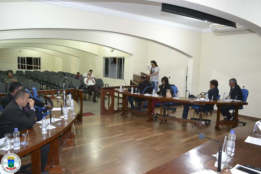 13ª Sessão Ordinária realizada na noite dessa quinta-feira 08/03