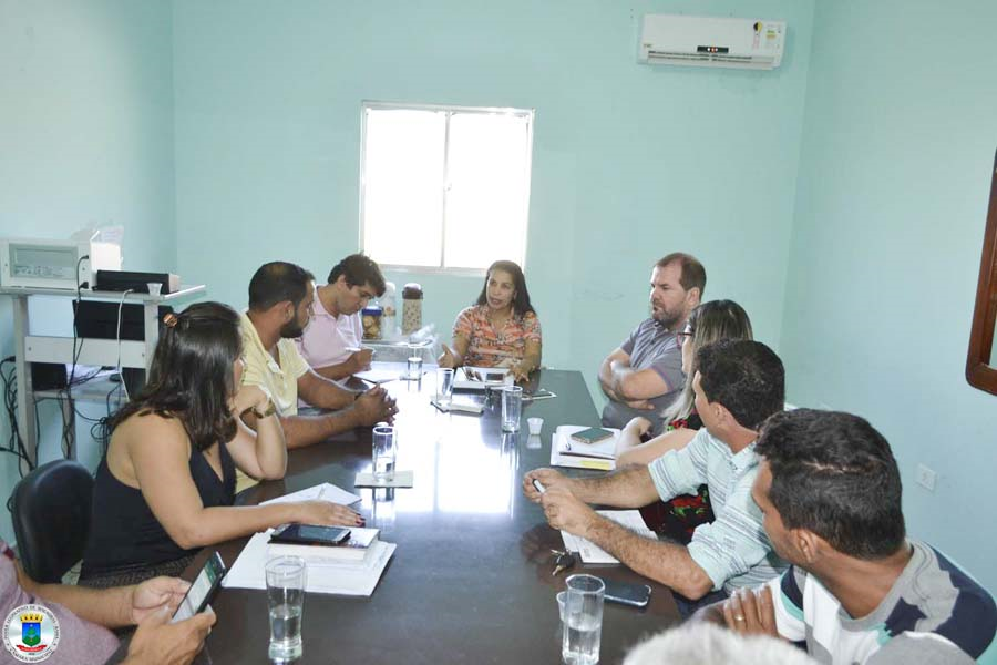 Câmara de Vereadores realiza reunião com a Secretaria Municipal de Saúde