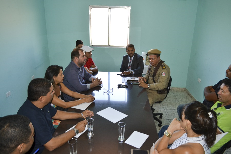 CÂMARA REALIZA REUNIÃO COM SECRETÁRIO, PROMOTOR E MAJOR PARA DISCUTIREM IRREGULARIDADES DE SOM EM ESTABELECIMENTOS E PAREDÕES EM CARROS DE SOM