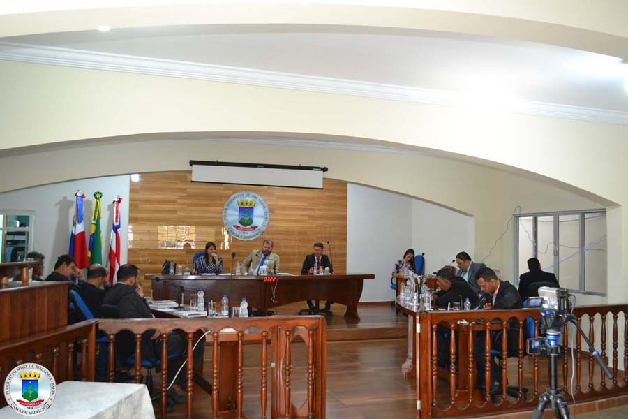 6ª SESSÃO ORDINÁRIA: DUAS INDICAÇÕES FORAM APRESENTADAS E O PROJETO QUE DISPÕE SOBRE A CRIAÇÃO DA COMPDEC FOI APROVADO NESTA QUINTA-FEIRA 21/02