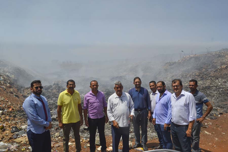 ACOMPANHANDO DE PERTO: VEREADORES VISITAM O LIXÃO DE MACAÚBAS