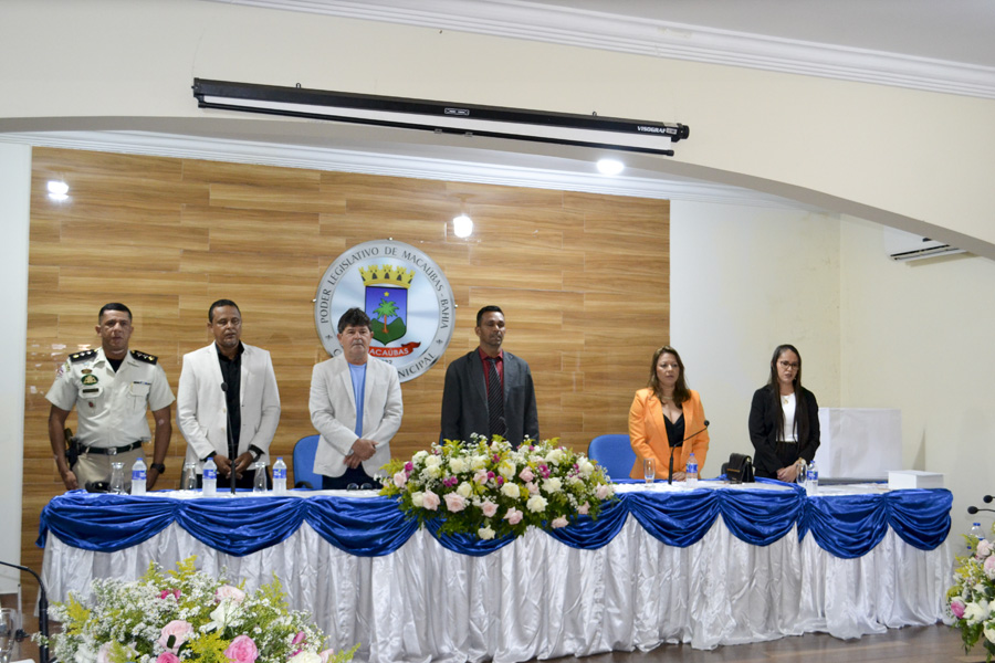 SESSÃO SOLENE DE POSSE DE PREFEITO, VICE E VEREADORES